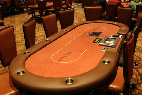  casino avec table de poker